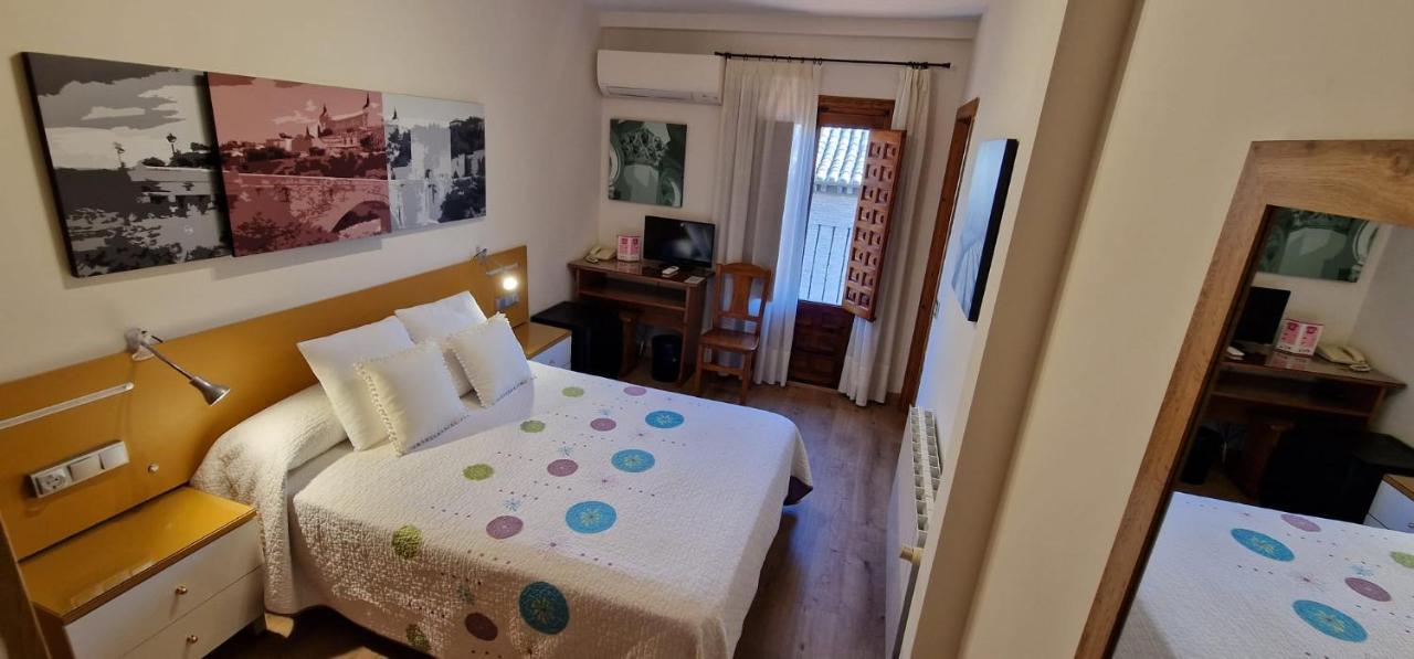 Hostal Santo Tome Toledo Eksteriør bilde