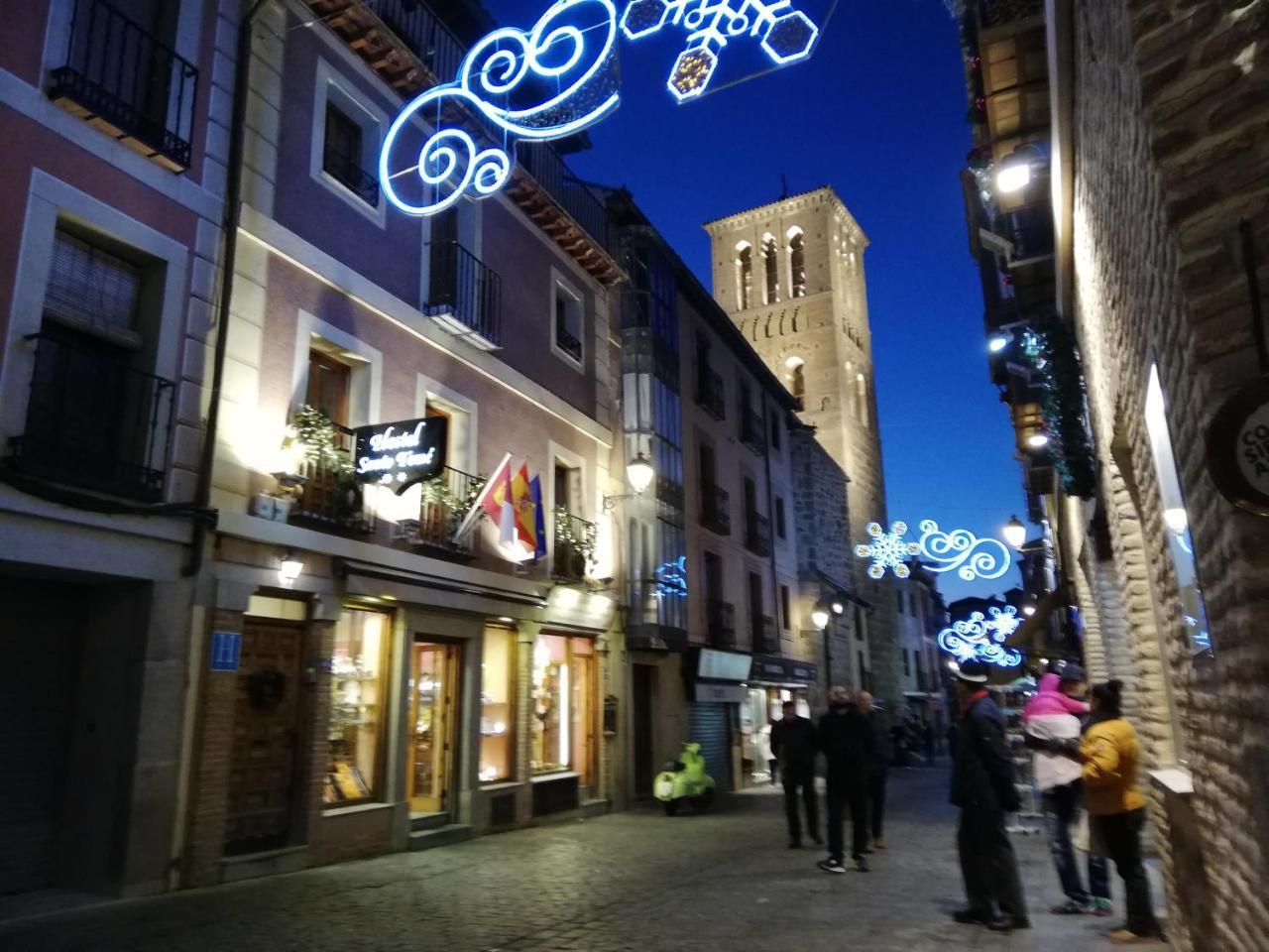 Hostal Santo Tome Toledo Eksteriør bilde