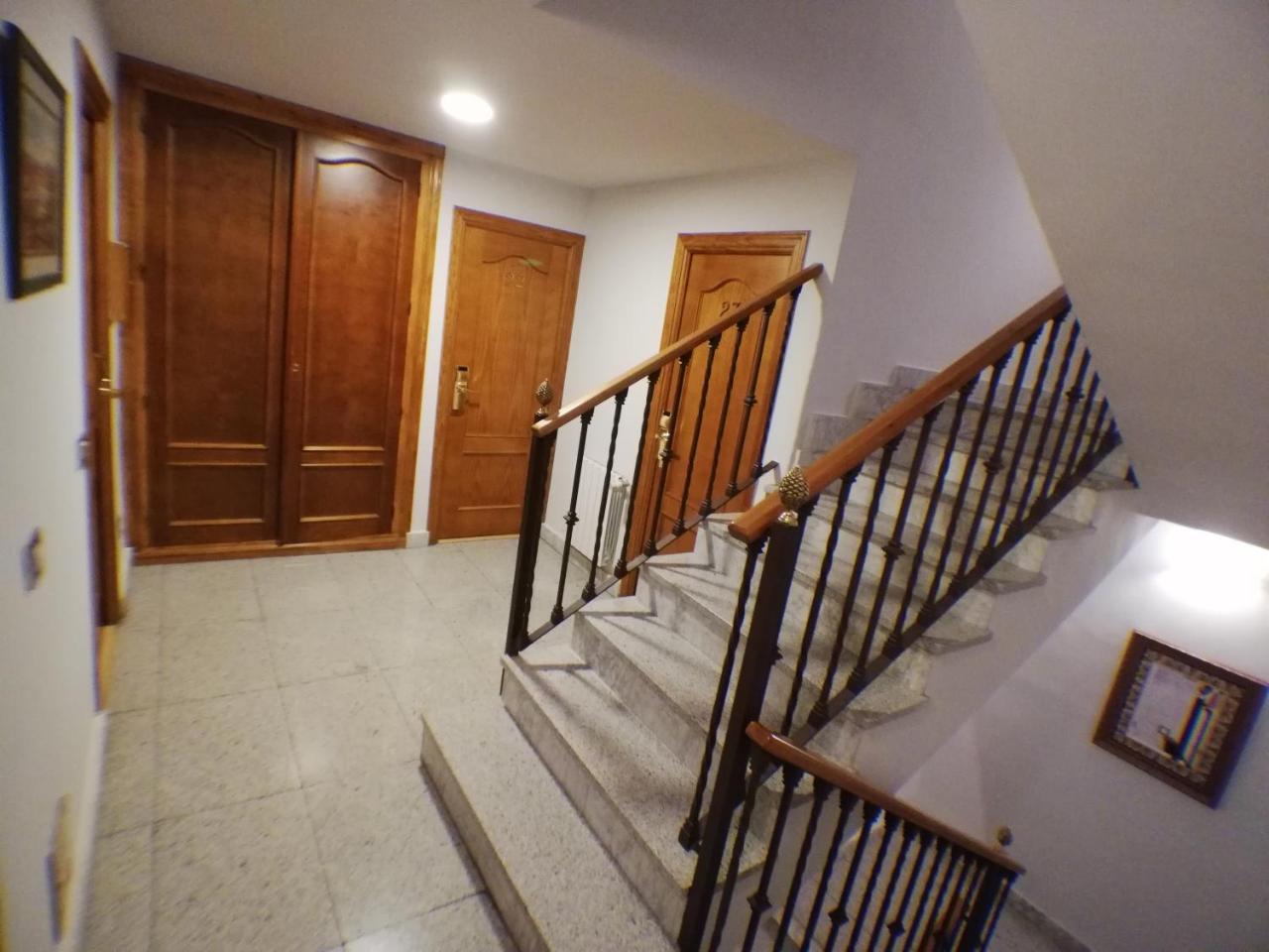 Hostal Santo Tome Toledo Eksteriør bilde